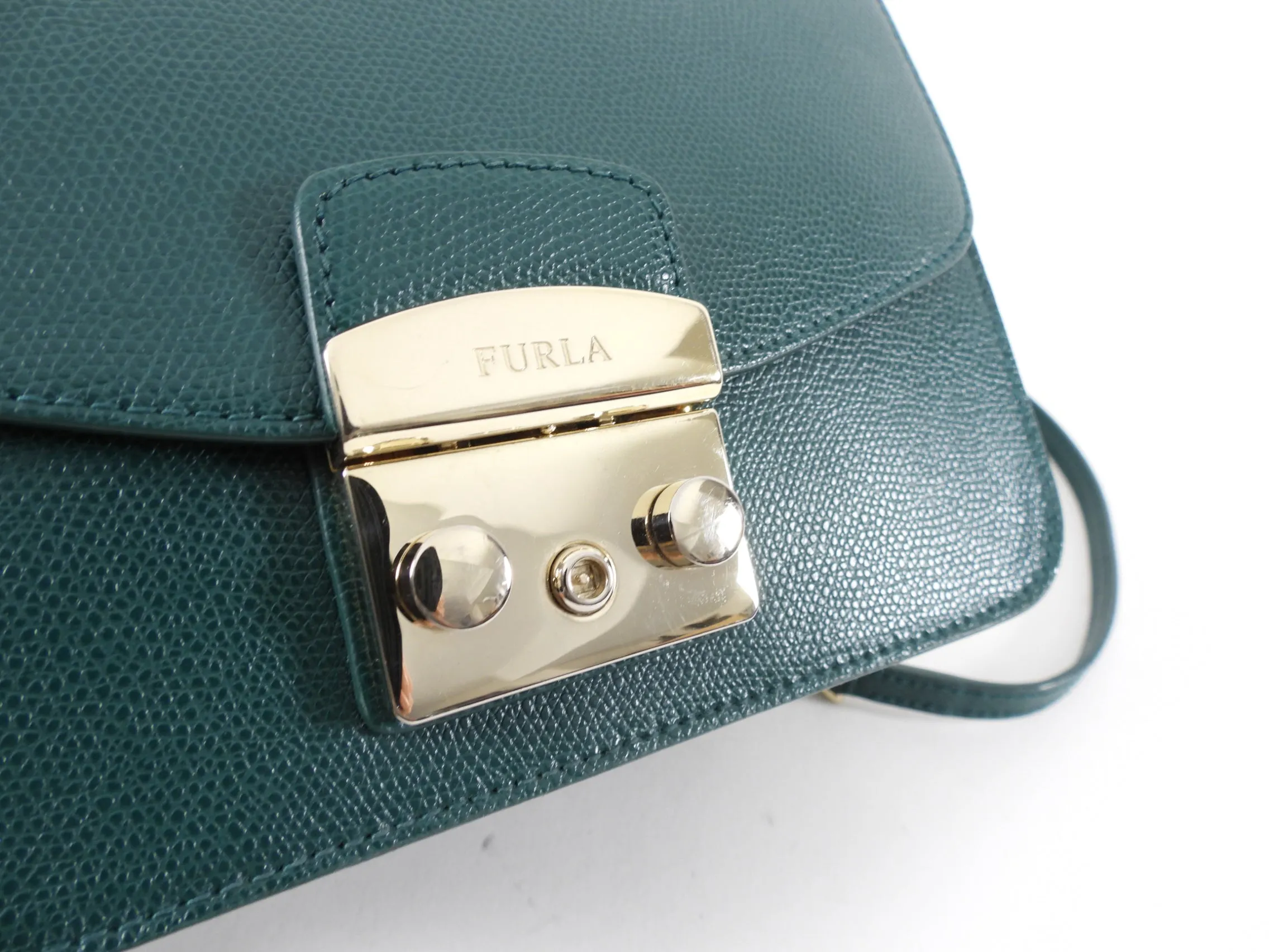 Furla Metropolis Green Grained Leather Small Chain Shoulder Bag