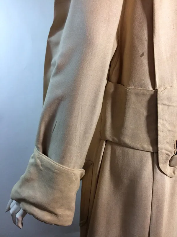 Ivory Linen Button Trimmed Car Coat circa Early 1900s