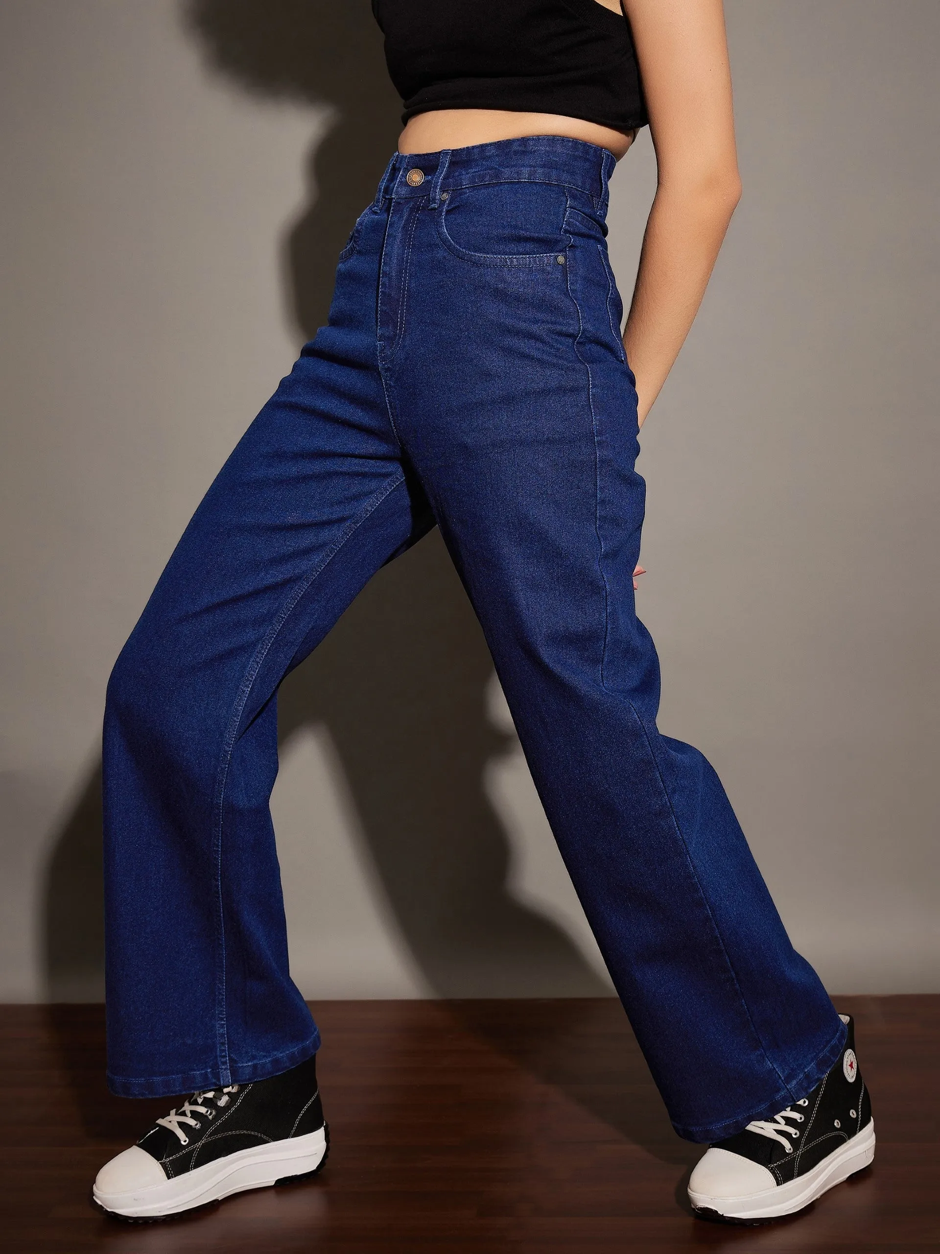 Women Blue Straight Fit Jeans